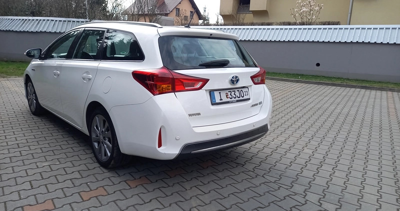 Toyota Auris cena 43500 przebieg: 252825, rok produkcji 2013 z Kraków małe 466